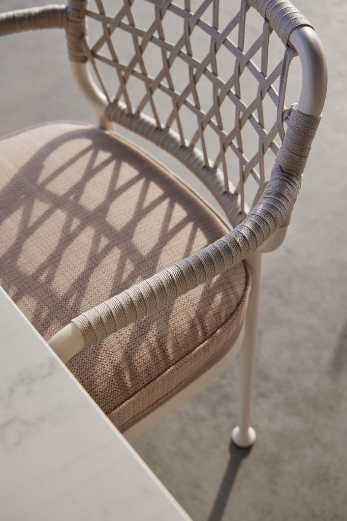 CURIO SILLÓN COMEDOR - IMAGEN 1