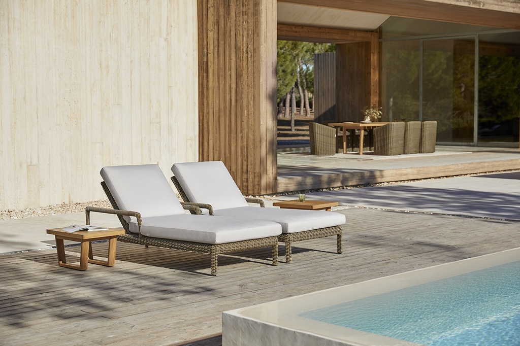 HERITAGE TUMBONA CON BRAZOS - IMAGEN 1