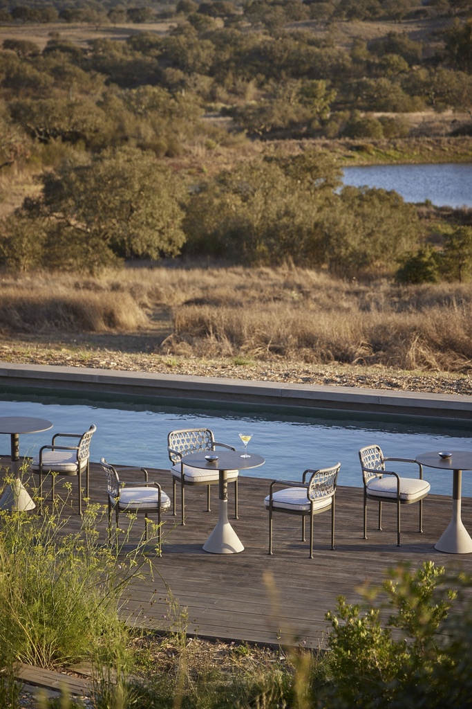 NECK MESA COMEDOR - IMAGEN 4