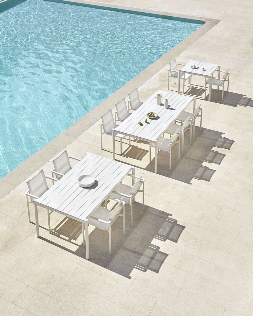 ORIGIN MESA COMEDOR CUADRADA 